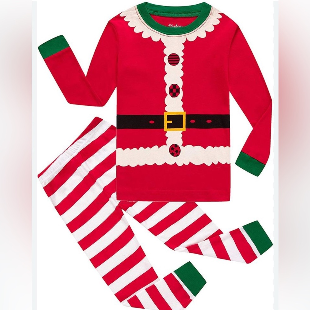 NWOT PAJAMA SET FAMKY CHRISTMAS PJS